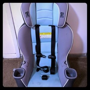Graco Car seat grows with child